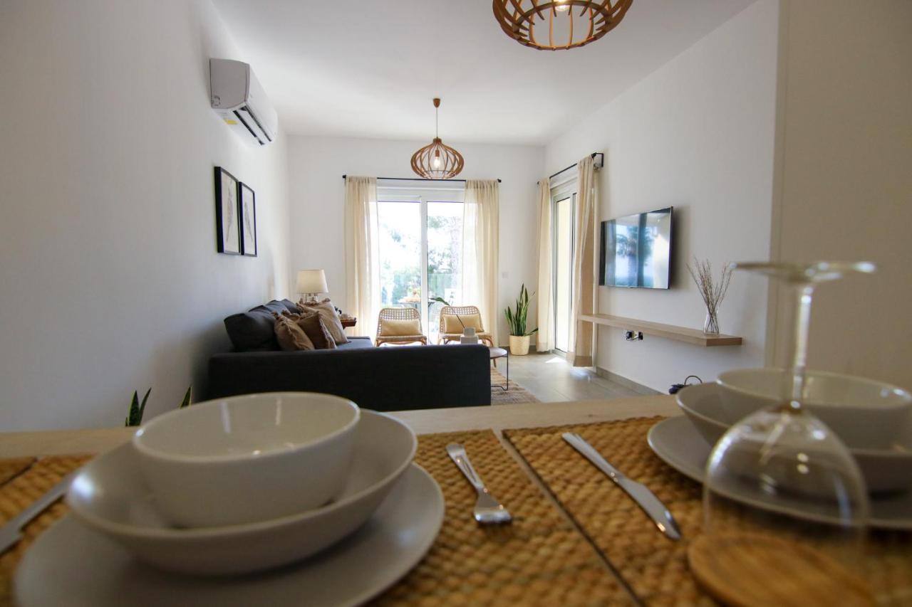 Phaedrus Living Seaview Luxury Flat Limnaria 153 Apartment Paphos ภายนอก รูปภาพ