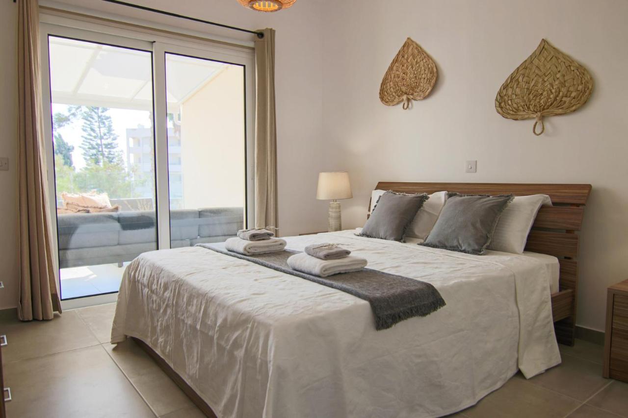 Phaedrus Living Seaview Luxury Flat Limnaria 153 Apartment Paphos ภายนอก รูปภาพ
