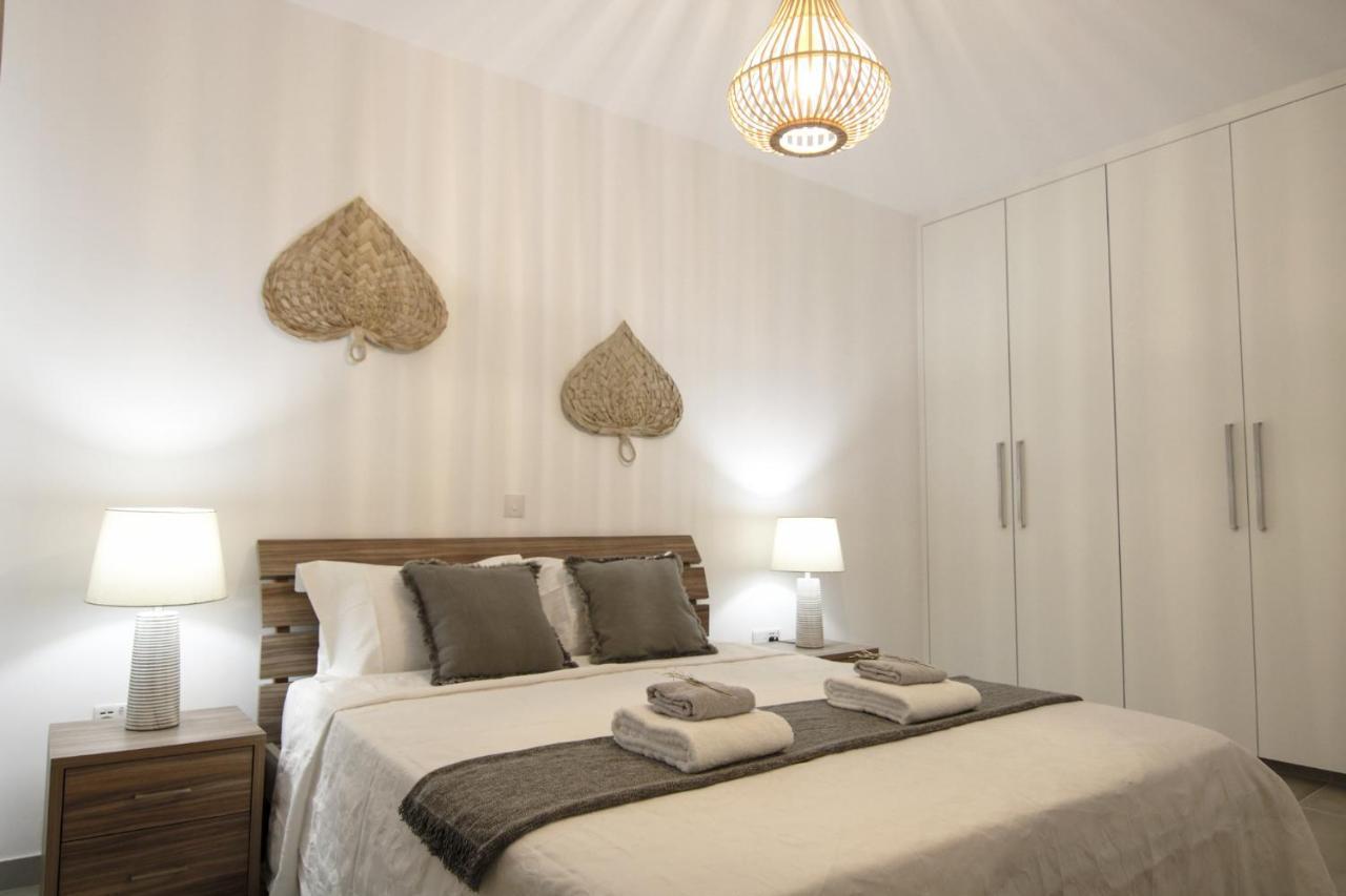 Phaedrus Living Seaview Luxury Flat Limnaria 153 Apartment Paphos ภายนอก รูปภาพ